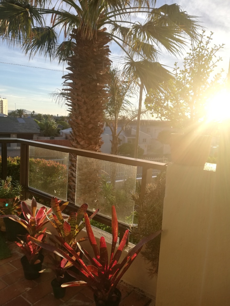 To Let 2 Bedroom Property for Rent in Beachfront Western Cape